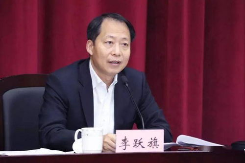 (我们是第一书记演员表)我们是第一书记，引领着团队向前，书写着辉煌的历史篇章
