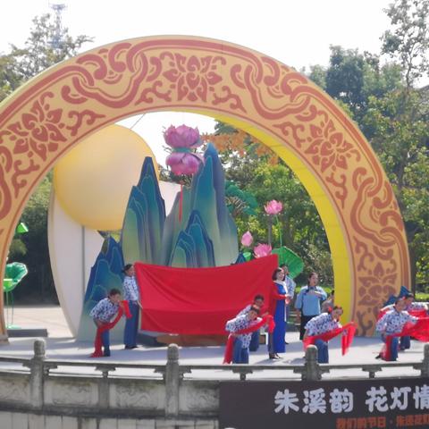 (血染小镇视频无能君解说)探寻内置折相思MOD血染小镇的离奇之谜