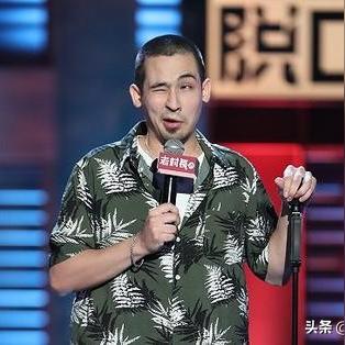 无厘头疯狂之美：大笑喜剧脱口秀俱乐部的幕后魅力与必须了解的自由无边创作精神