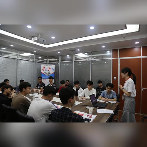 (陕西新华电脑学校是什么文凭)陕西新华电脑学校的性质探究：是公办学校还是民办学校?