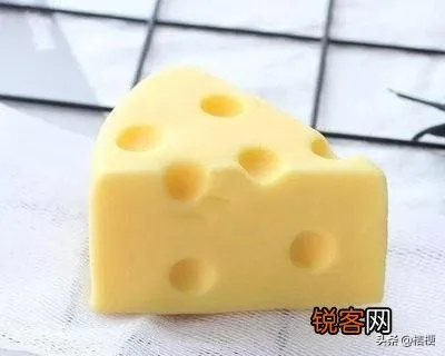 (芝士原味是什么味道)原味芝士究竟是甜的还是咸的？一探芝士的味蕾奥秘