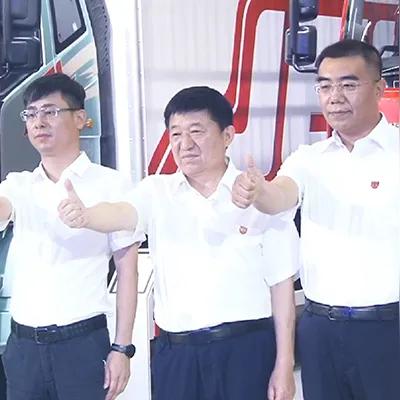 (卡车之星游戏视频)独家卡车之星全部车辆解锁版，绝对让您体验全新的游戏乐趣！