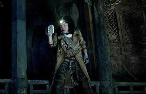 (摸金校尉四姑娘:男人还是女人?揭秘真相)摸金校尉四姑娘：男人还是女人？揭秘真相