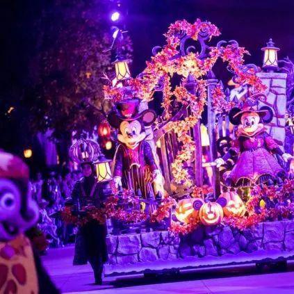 深入剖析《暗夜行动》剧情：夜幕下的惊悚行动，勇士们如何在困境中联手抵抗恶势力