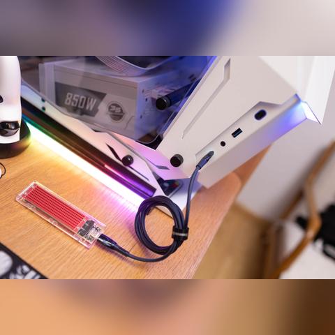 (怎么拔硬盘数据线)如何正确安全地拔下电脑硬盘数据线？步骤详解与注意事项解析
