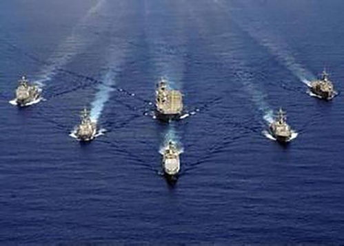 (德国舰队鱼雷艇)德国海军航空兵瞄准挂载鱼雷，实施针对性打击任务