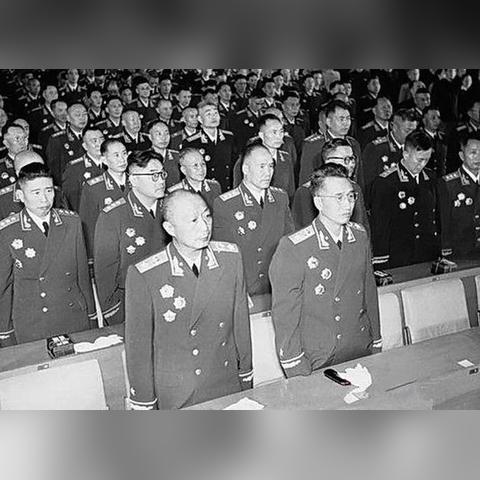 (灰烬战线宣传片)灰烬战线悍不畏敌，大破无和谐图，铁血震慑敌意